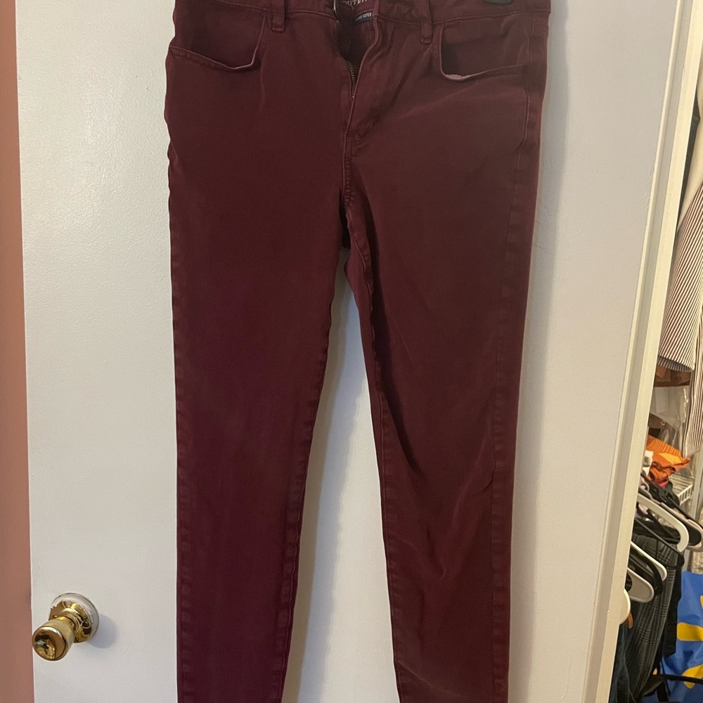 American Eagle Maroon Super Stretch Hi-Rise Jeggings Size 6